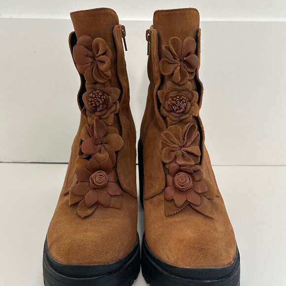 Anthropologie, Bruno Premi Tan Suede Floral Lug Sole Boots, Size 41 / 9.5-10 - Picture 3 of 10